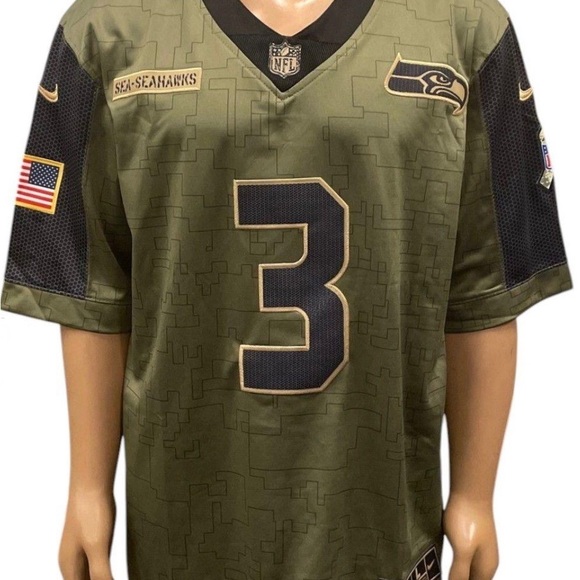 Russel Wilson Stitched Nike On Field Seahawks Jersey Size Large - Military - Picture 4 of 4